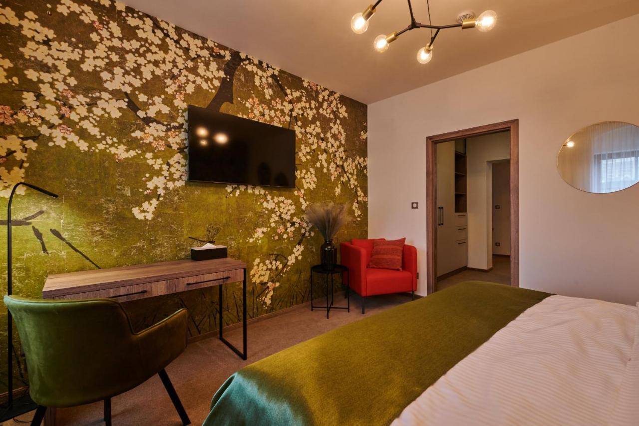 Hotel Alfred A Hermina 奥洛穆茨 外观 照片