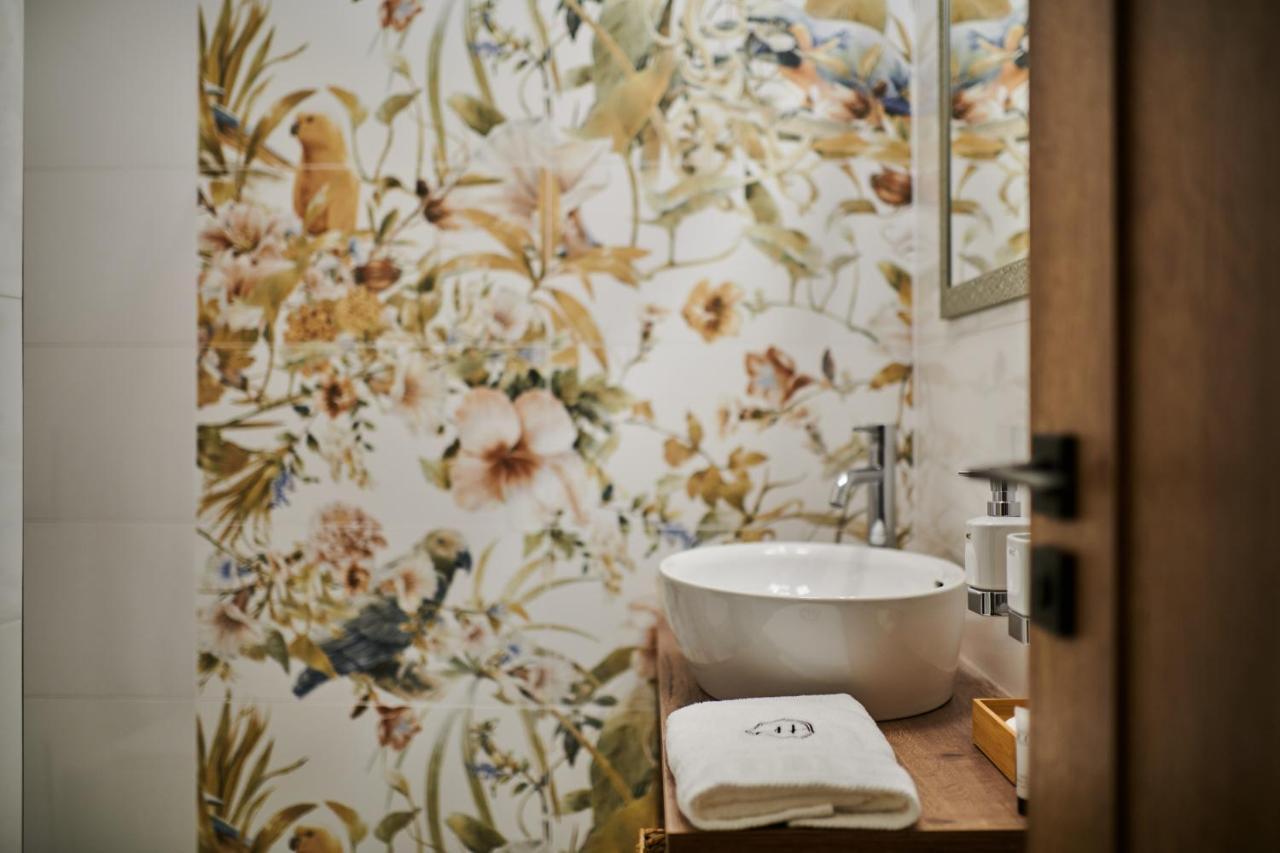 Hotel Alfred A Hermina 奥洛穆茨 外观 照片